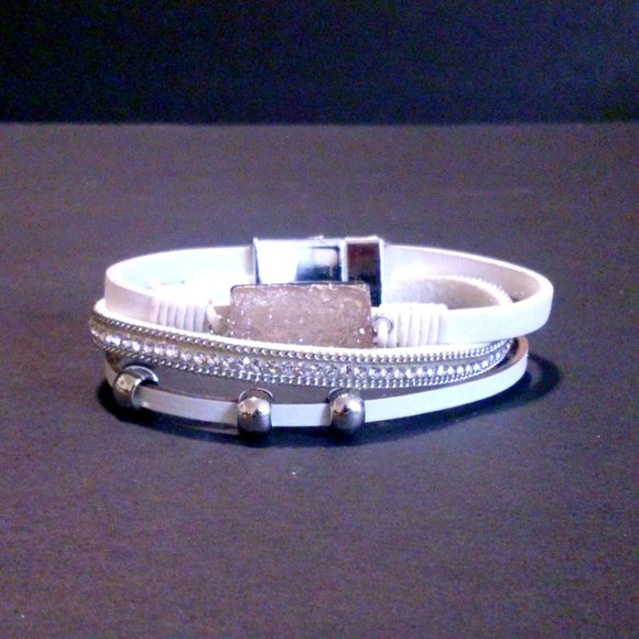 Leather Druzy Rhinestone Magnetic Closure Bracelet - Picture 1 of 4